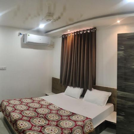 Hotel Rb Palace Indore Exterior photo