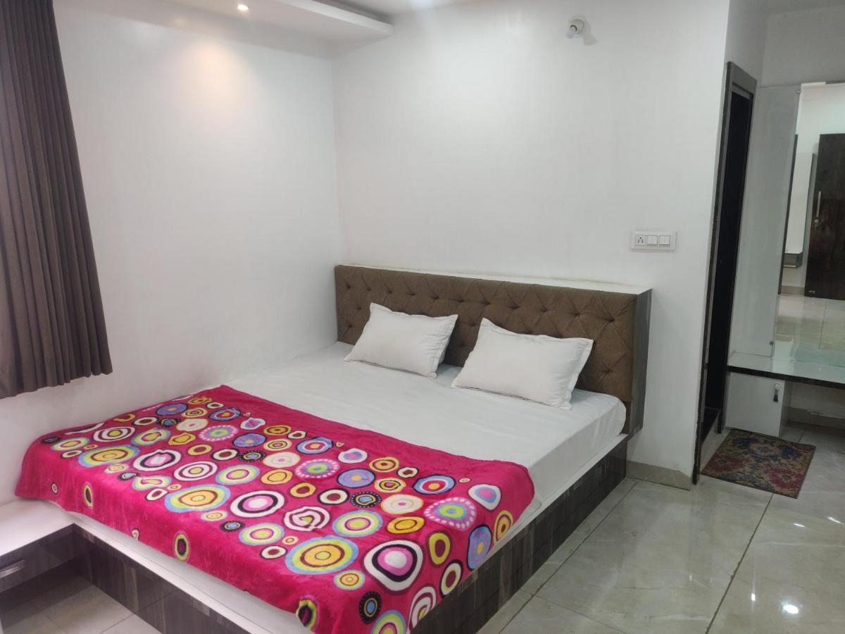 Hotel Rb Palace Indore Exterior photo