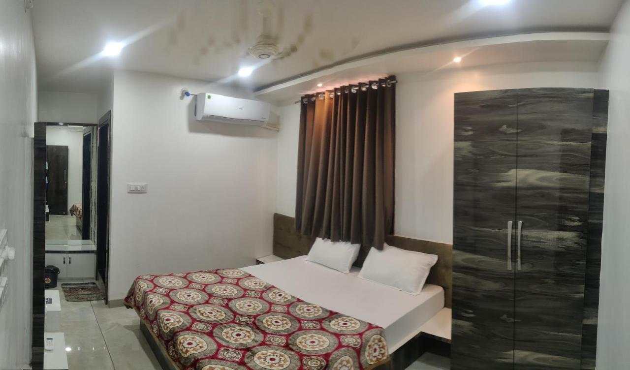 Hotel Rb Palace Indore Exterior photo