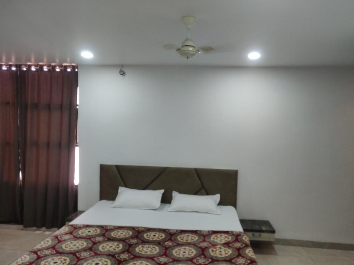 Hotel Rb Palace Indore Exterior photo